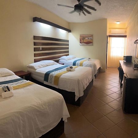 Sky Inn Caye Caulker Exterior photo